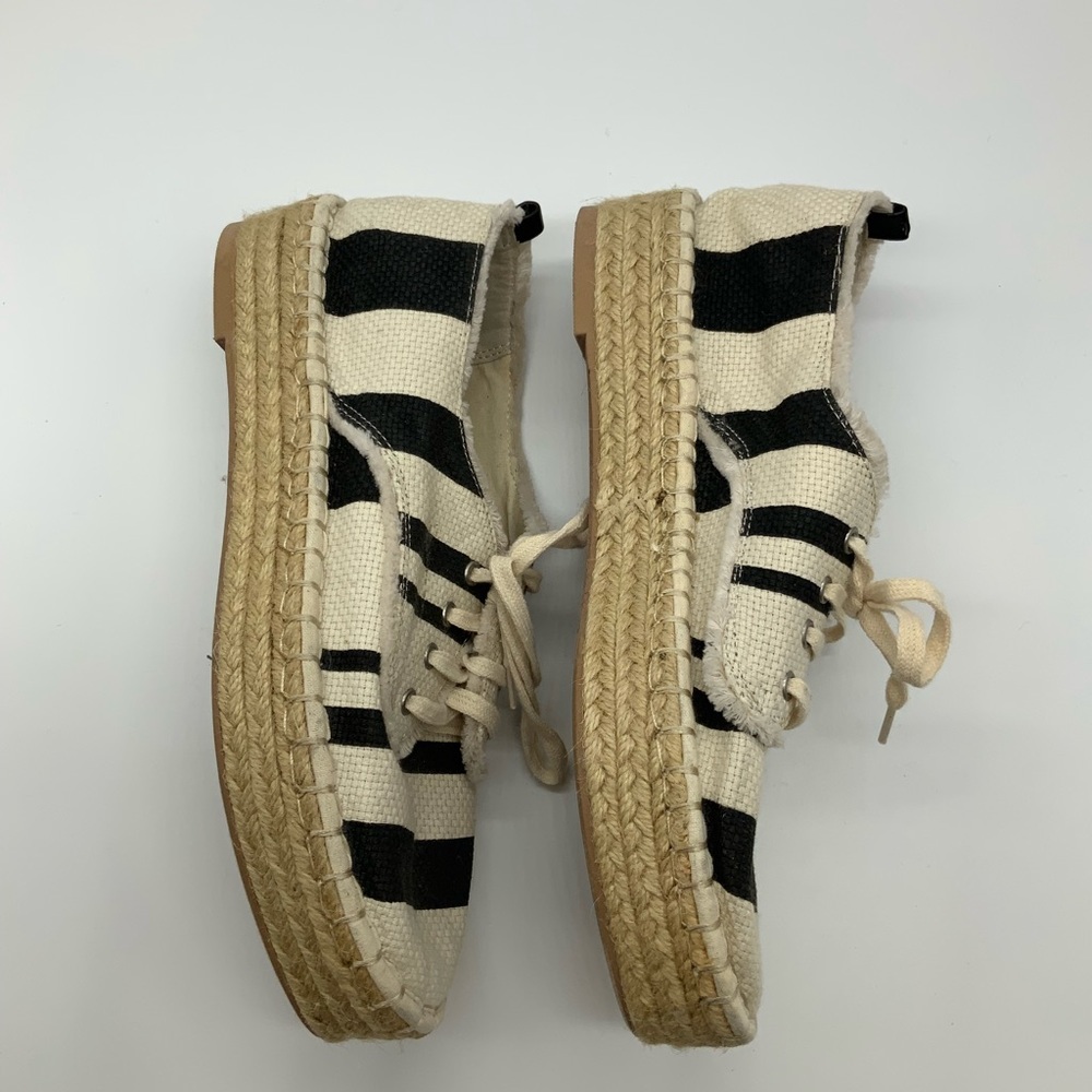 DV brand shoes - Picture 3 of 3